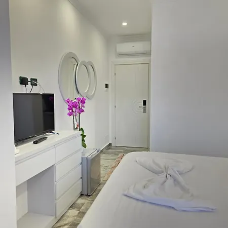 Crown Appartement Golem (Tirana)