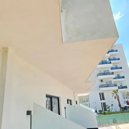 Appartement Crown Golem (Tirana)